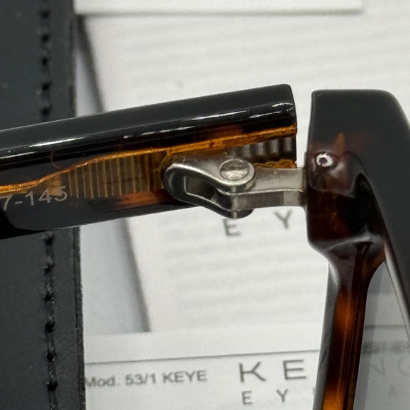 Saint Laurent SL318 Sunglasses - Picture 5 of 11